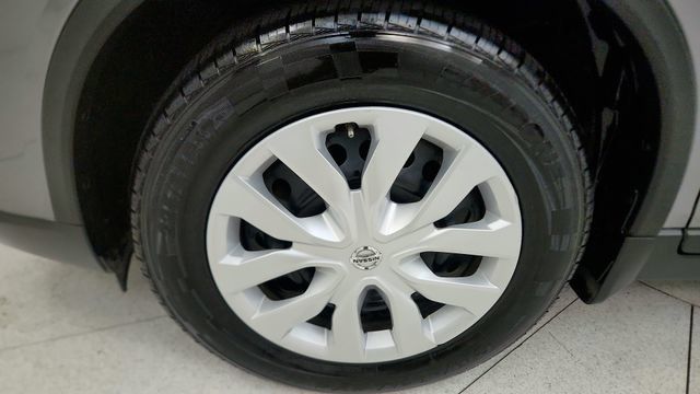 Used 2015 Nissan Rogue S FWD image 75