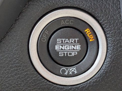 Used 2024 RAM 2500 Big Horn w/ Bed Utility Group image 30