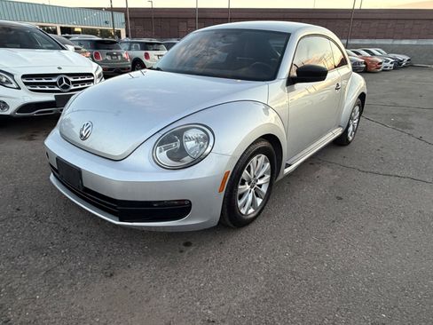 Used 2014 Volkswagen Beetle 1.8T FWD image 1