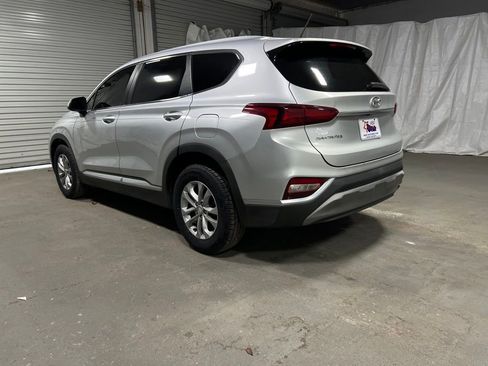 Used 2019 Hyundai Santa Fe SE FWD image 5