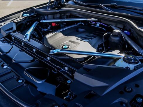 New 2026 BMW X5 xDrive40i w/ M Sport Package image 25