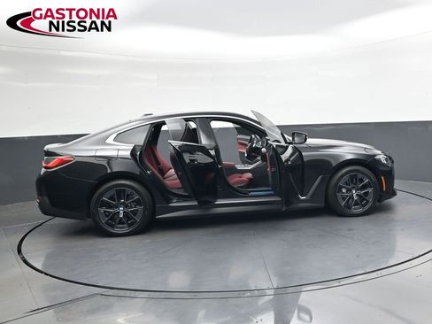 Used 2025 BMW i4 eDrive40 image 39