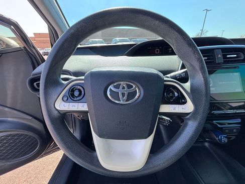 Used 2017 Toyota Prius Two w/ Prius Two Safety Plus Package FWD image 15