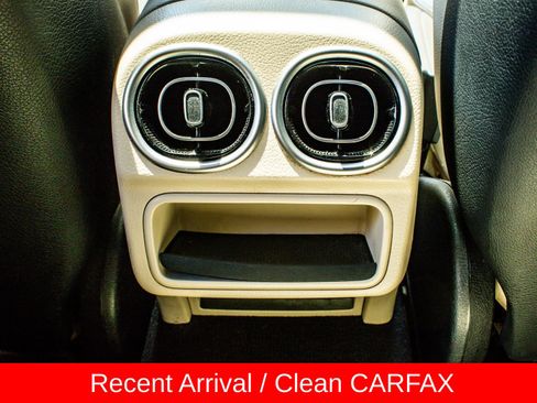 Used 2022 Mercedes-Benz C 300 4MATIC Sedan image 14