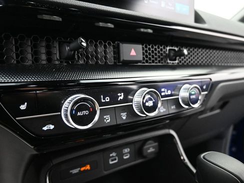 Used 2024 Honda CR-V Sport Touring image 18