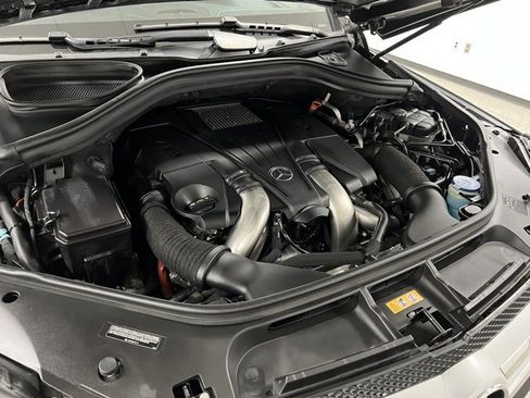 Used 2014 Mercedes-Benz GL 550 4MATIC image 68