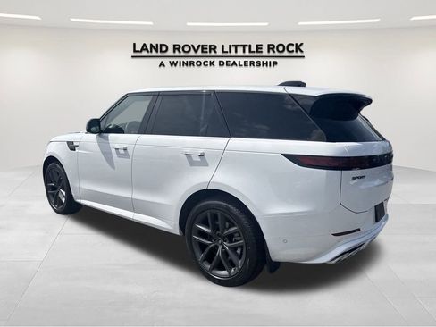 New 2025 Land Rover Range Rover Sport Dynamic SE image 8