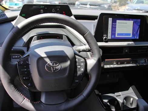 Used 2024 Toyota Prius Prime FWD image 20