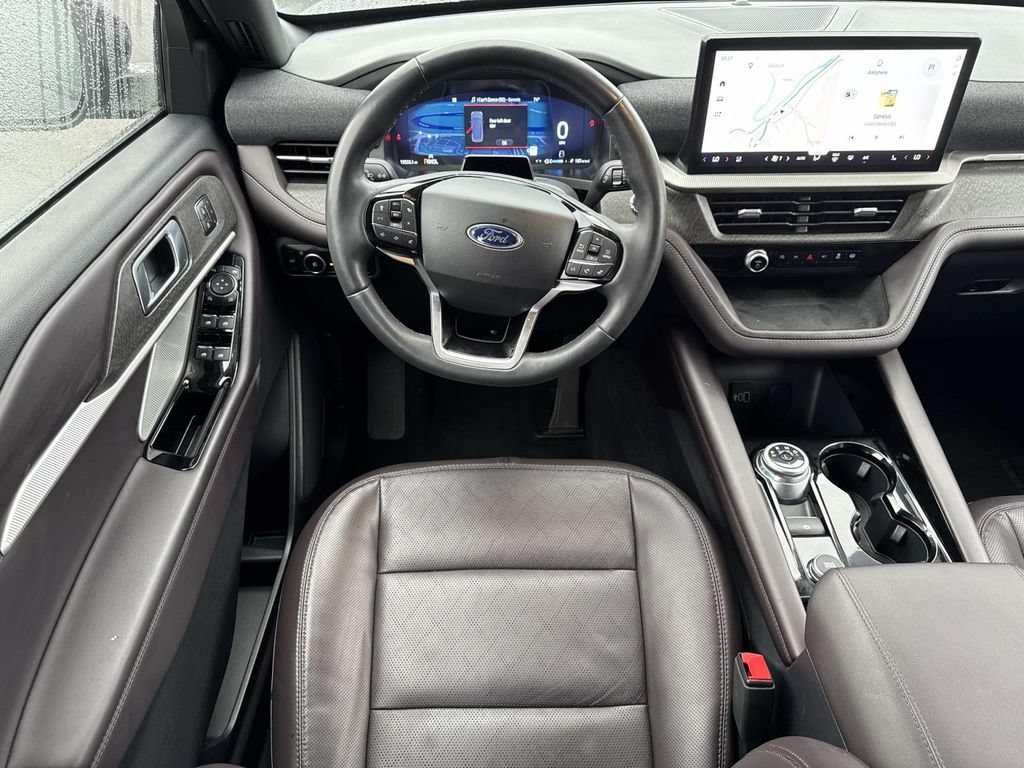 Used 2026 Ford Explorer Platinum AWD/4WD image 15