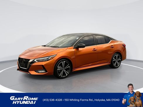 Used 2022 Nissan Sentra SR w/ SR Premium Package image 1