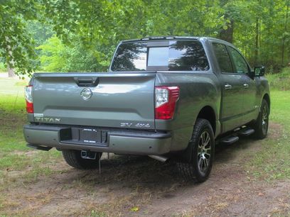 Used 2021 Nissan Titan SV w/ Accessory Utility Package