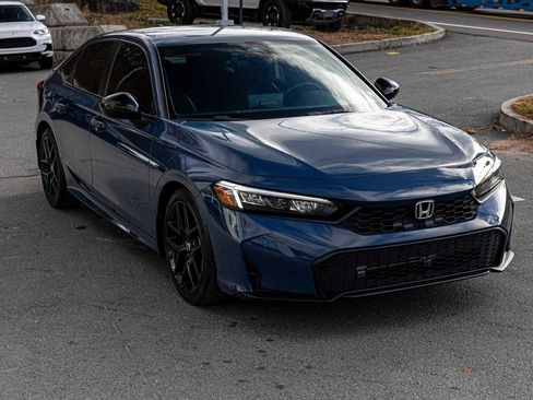 Used 2025 Honda Civic Sport image 3