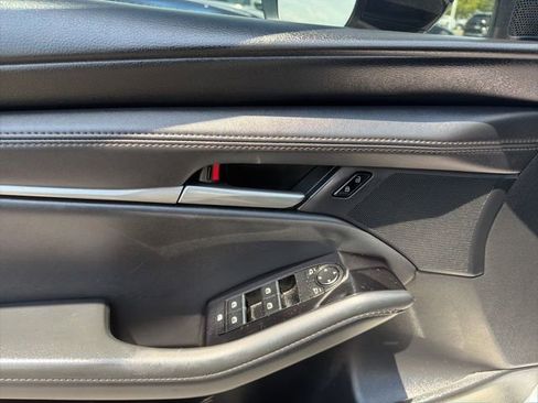 Used 2025 MAZDA MAZDA3 s FWD image 29