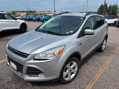 Used 2013 Ford Escape SE FWD image 1