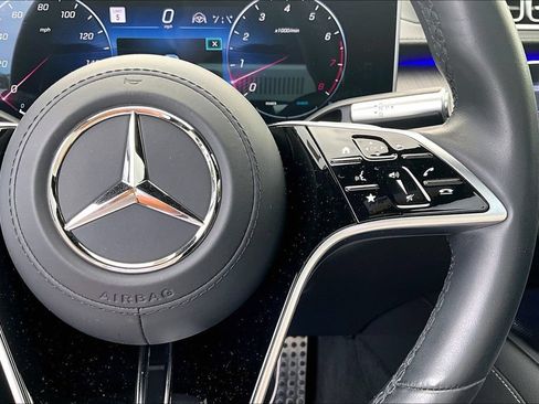 Certified 2022 Mercedes-Benz S 500 4MATIC image 21