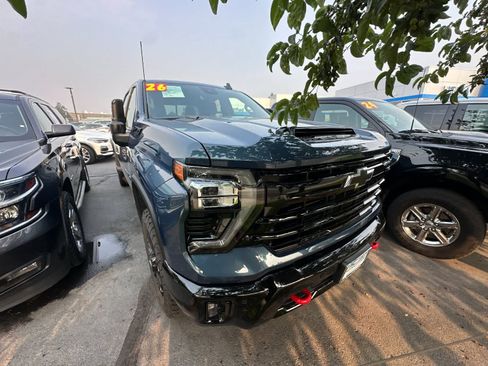 Used 2026 Chevrolet Silverado 2500 LTZ w/ LTZ Plus Package AWD/4WD image 2