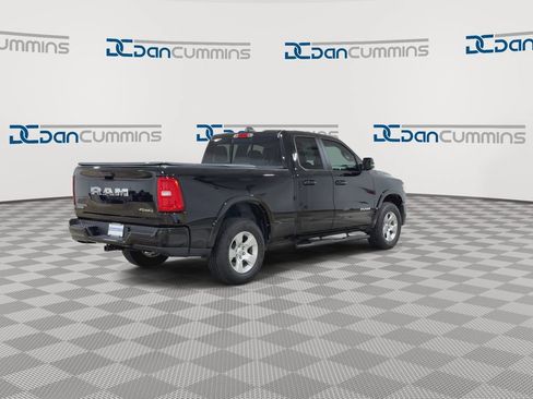 Used 2025 RAM 1500 Big Horn AWD/4WD image 8