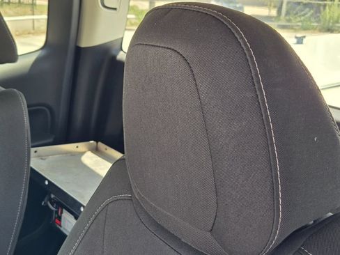 Used 2022 Chevrolet Colorado LT w/ Fleet Safety Package RWD image 16