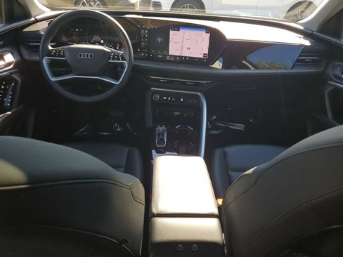 Used 2025 Audi Q5 Premium Plus AWD/4WD image 10