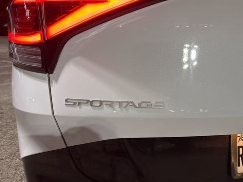 Used 2023 Kia Sportage SX image 43