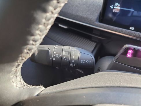 Certified 2025 Ford Mustang Mach-E Premium image 27