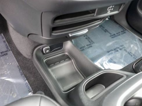 New 2026 Chrysler Voyager LX image 19