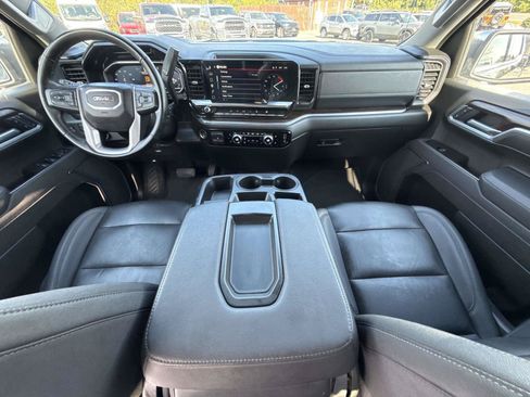 Used 2025 GMC Sierra 1500 SLT AWD/4WD image 19