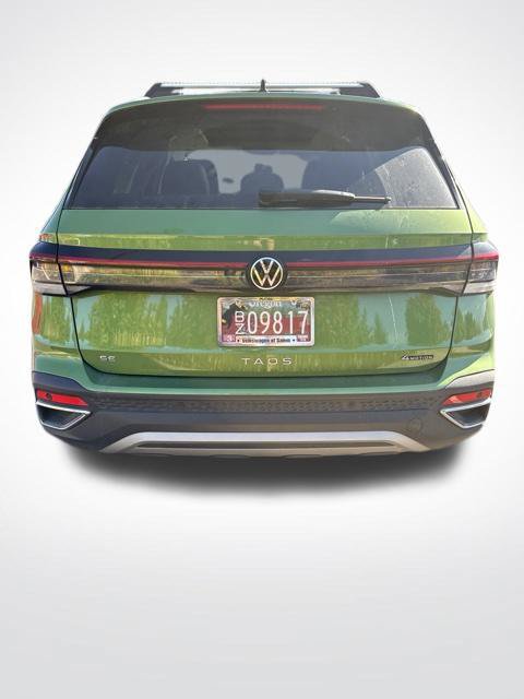 Used 2025 Volkswagen Taos SE AWD/4WD image 6