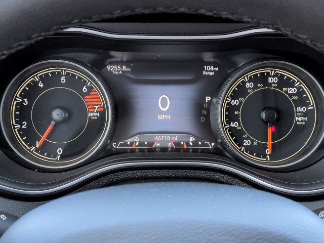 Used 2023 Jeep Cherokee Altitude Lux AWD/4WD image 27