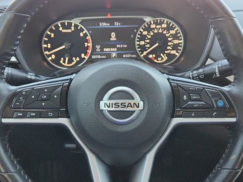 Used 2021 Nissan Altima 2.5 SV w/ SV Premium Package image 19