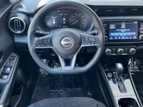 Used 2023 Nissan Kicks SV FWD image 16