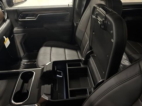 New 2026 Chevrolet Silverado 2500 High Country w/ High Country Premium Package AWD/4WD image 38