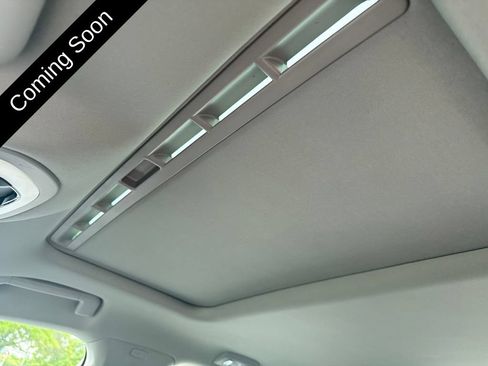 Used 2016 Porsche Panamera 4 AWD/4WD image 17