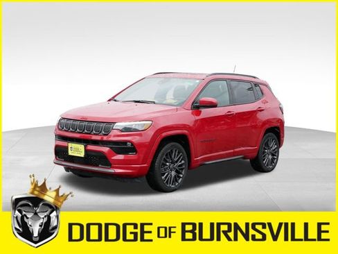 Used 2022 Jeep Compass Limited w/ (RED) Package image 3