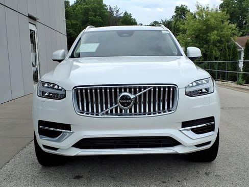 Certified 2025 Volvo XC90 T8 Plus w/ Protection Package AWD/4WD image 2
