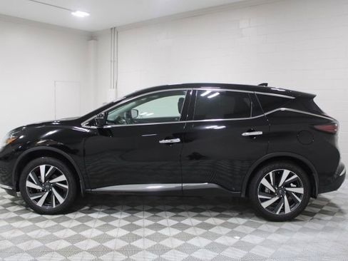 Used 2024 Nissan Murano SL image 9