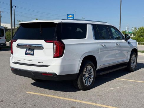 Used 2024 GMC Yukon XL SLT AWD/4WD image 7