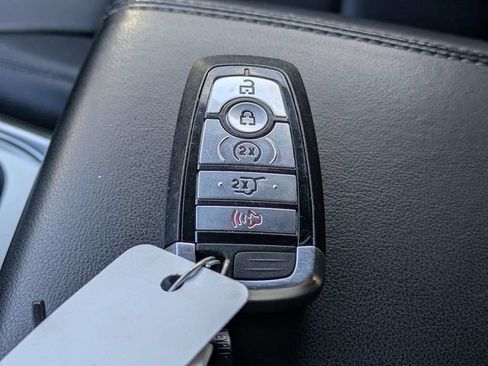 Used 2020 Ford Explorer XLT w/ Equipment Group 202A RWD image 35