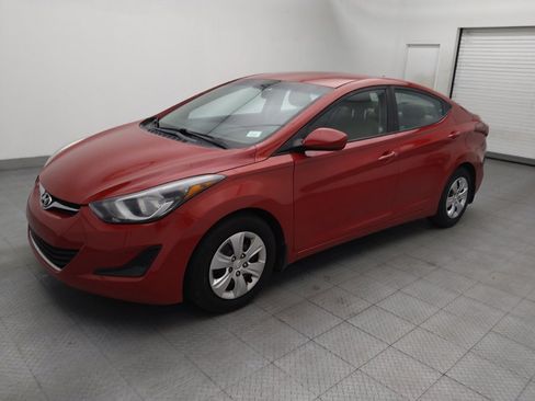 Used 2016 Hyundai Elantra SE FWD image 2