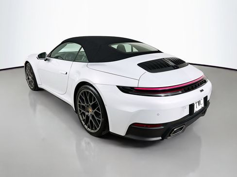Used 2025 Porsche 911 Carrera w/ Premium Package RWD image 7