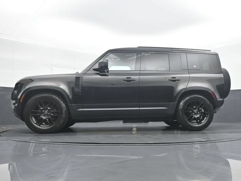 Used 2024 Land Rover Defender 110 S AWD/4WD image 27