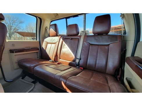 Used 2011 Ford F450 King Ranch w/ King Ranch w/Chrome Pkg image 15