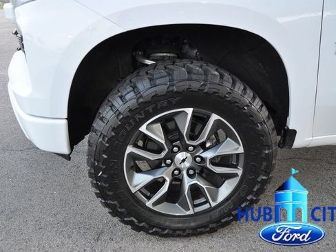Used 2022 Chevrolet Silverado 1500 RST w/ Texas Edition Plus AWD/4WD image 9