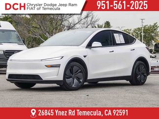 Used 2026 Tesla Model Y 2WD video 1