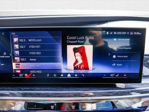 Used 2025 BMW 740i xDrive image 15