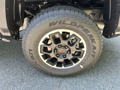 New 2026 Toyota Tacoma TRD Off-Road AWD/4WD image 11