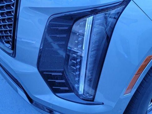 Certified 2025 Cadillac Escalade Sport Platinum AWD/4WD image 4