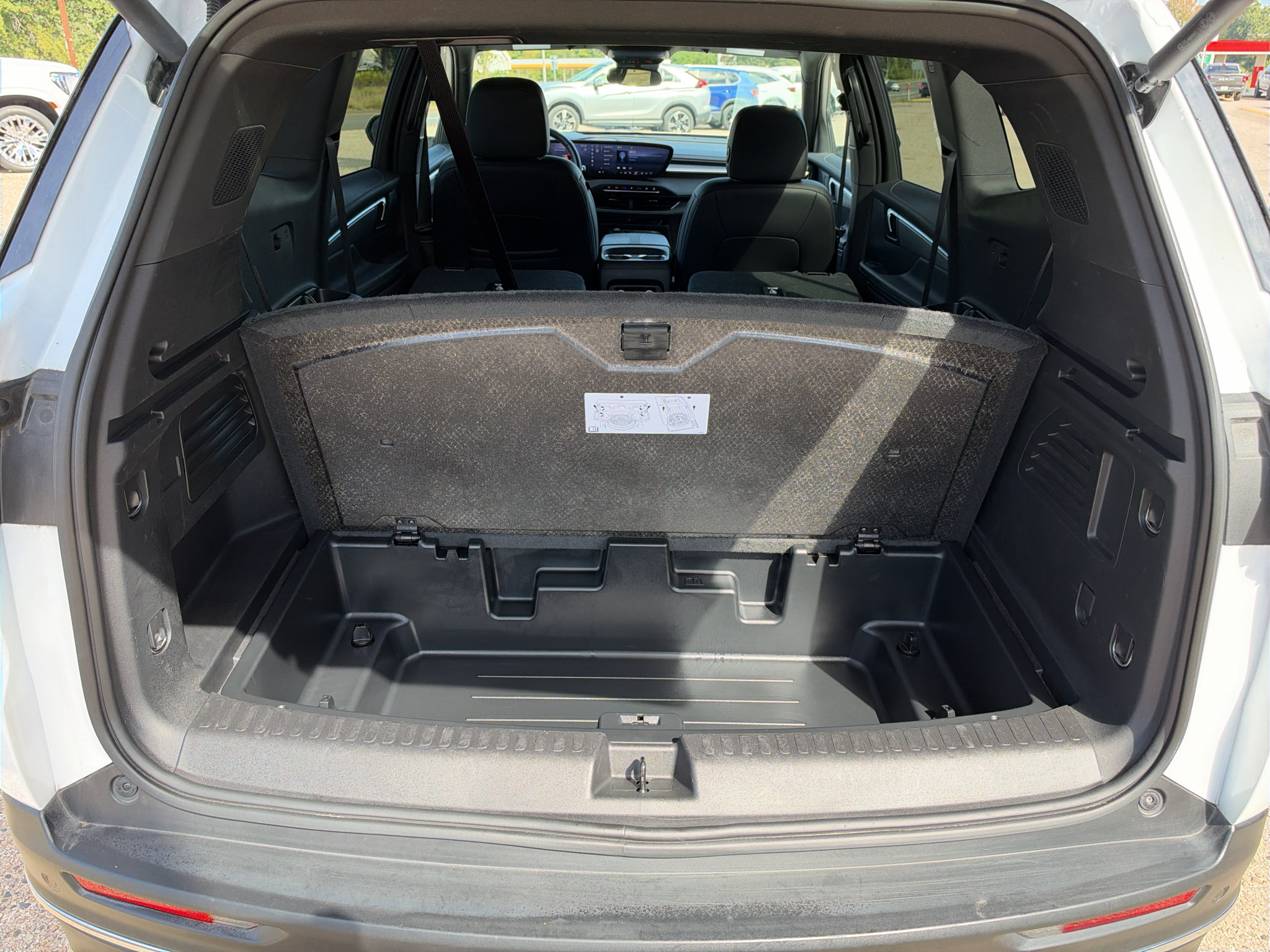 Used 2026 Buick Enclave Preferred FWD image 13