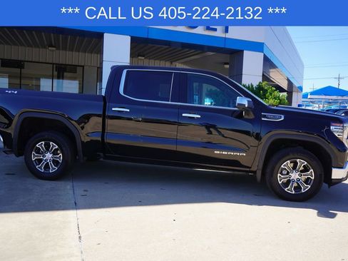 Used 2025 GMC Sierra 1500 SLT AWD/4WD image 13