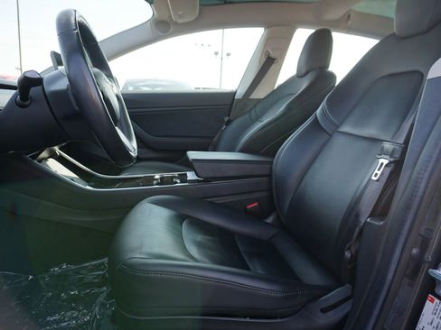 Used 2018 Tesla Model 3 Long Range image 20